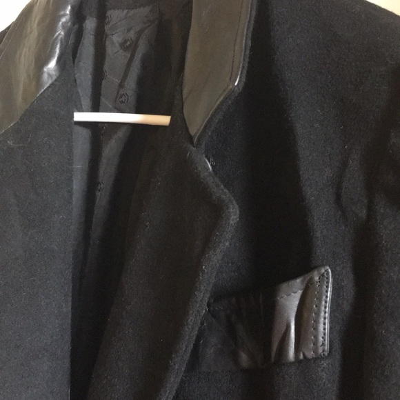 Long size coat 100% wool + real leather details - Picture 3 of 3